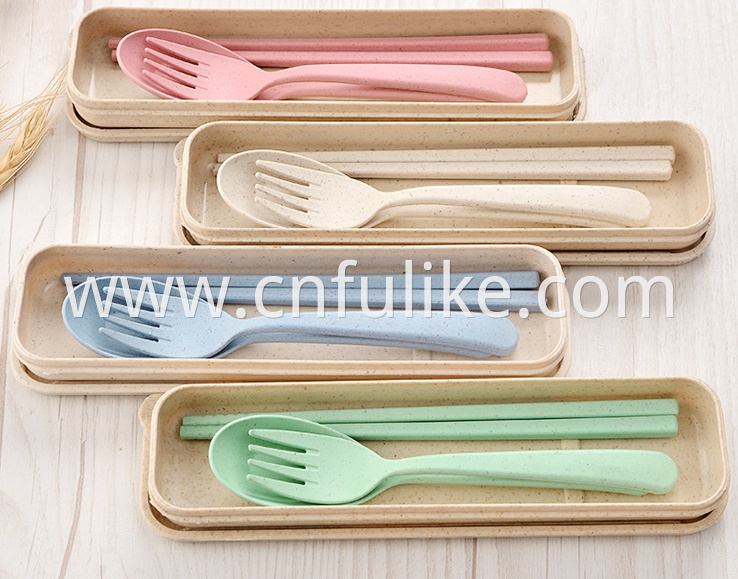 Cheap Plastic Tableware